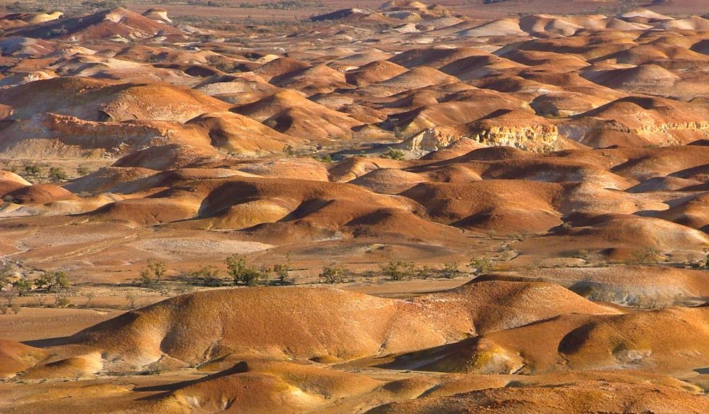 📂 Coober Pedy Underground City Answer Key 100-Things-You-Have-Never-Heard-Of-16-Painted-Hills-Coober-Pedy-1-of-5