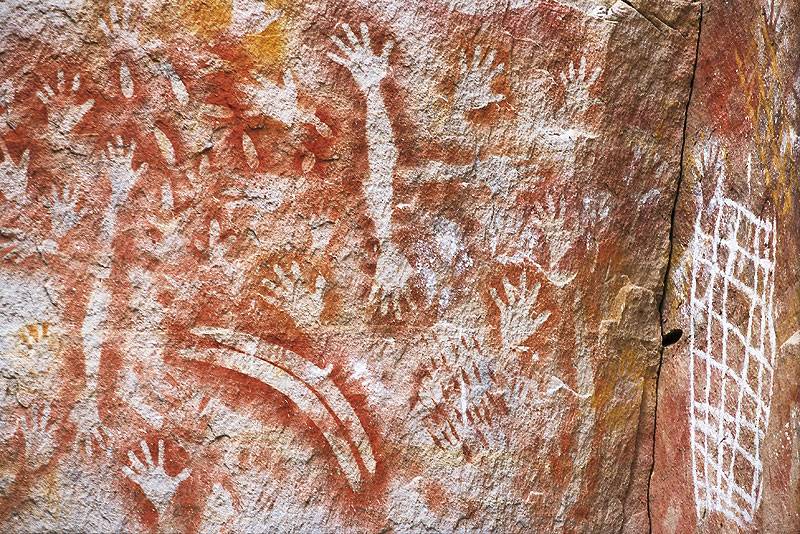 028-visit-the-world-s-oldest-art-aboriginal-art-australian-traveller