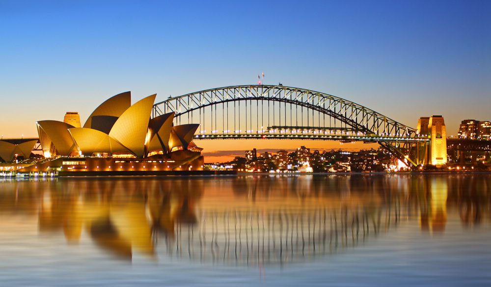 Hasil gambar untuk sydney harbour bridge