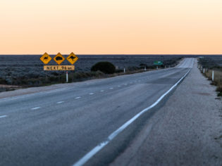 Driving the Nullarbor in summer: what you need to know before you go