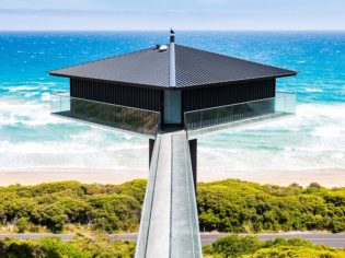 Pole House Fairhaven Great Ocean Road