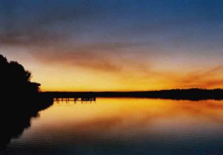Corringle Slips Camping Area - Affordable Beach Breaks