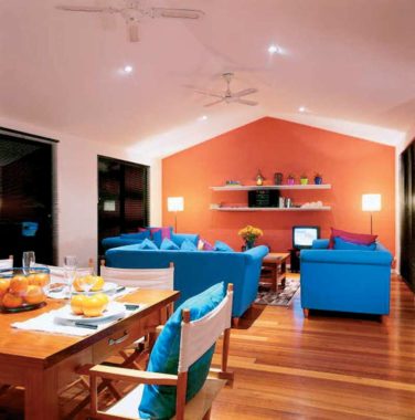 Esperance Apartments.