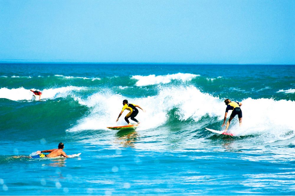 panama family surf and body surf beach