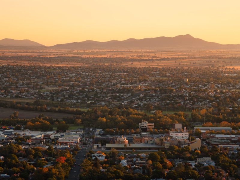 Scenic sunset views overlooking the city of Tamworth from the Oxley Scenic Lookout.