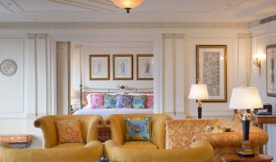 a look inside the Imperial Suite at Palazzo Versace