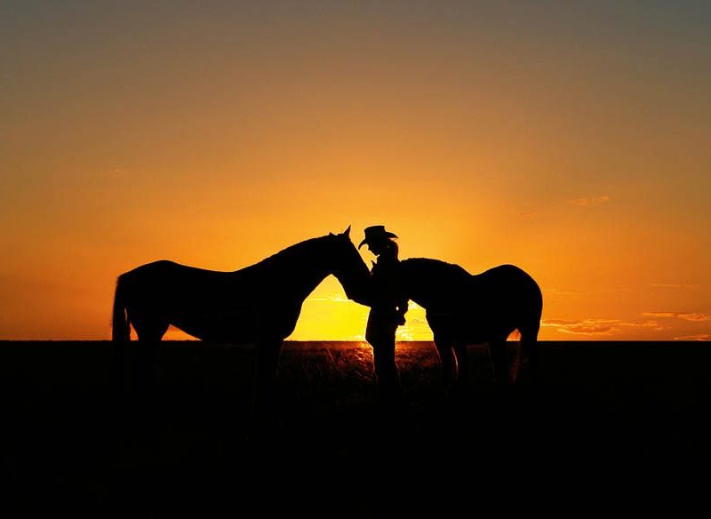 5 great horseback holidays in Australia