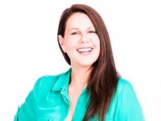 Comedian, Logies presenter and House Husbands star Julia Morris