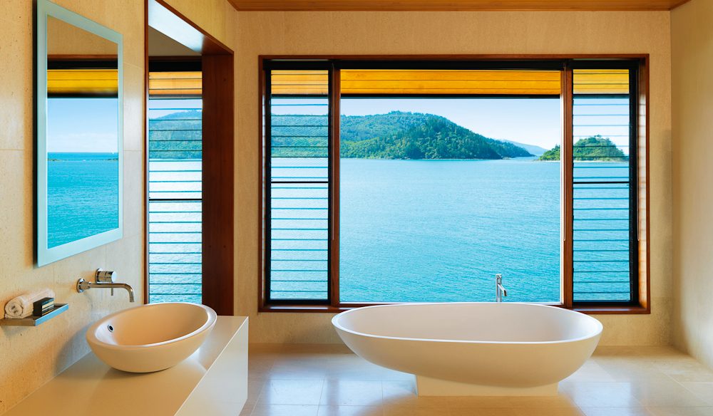 qualia Windward pavilion bath
