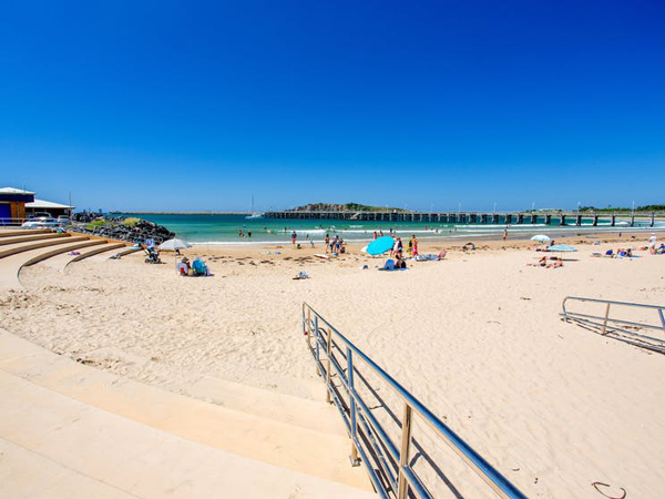 Jetty beach coffs harbour beaches