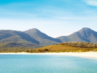 Tasmania east coast Wineglass Bay (photo: Max Doyle)