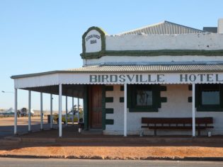 Outback oasis Birdsville hotel, Queensland photo Steve Madgwick