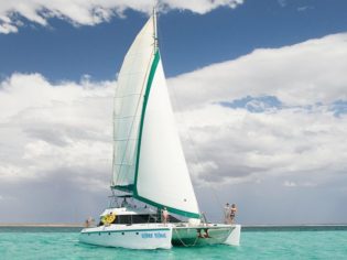 Ningaloo sail yacht Shore Thing 5