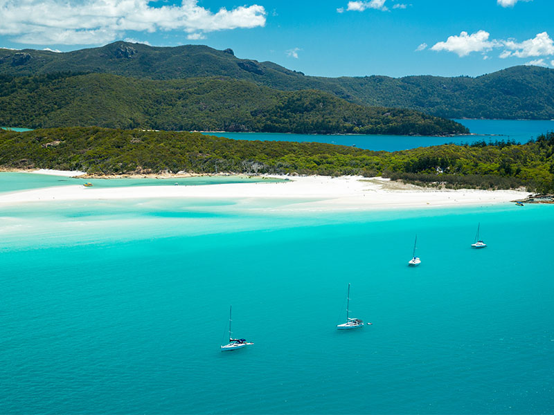 Sailing Whitsundays