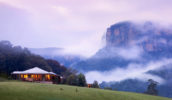 Blue Mountains, Holidays, Accommodation