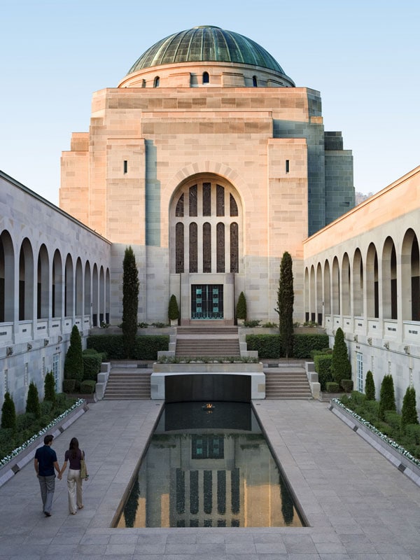 the building exterior of Australian War Memorial