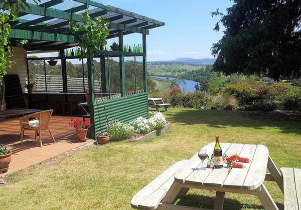 Nicholson River Winery, VIC