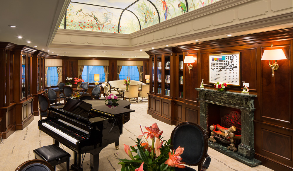 Formal lounge, Azamara Journey