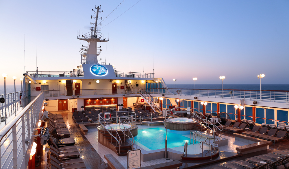 Pool deck Azamara cruise