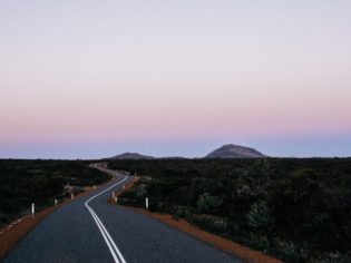 western australia roadtrip outback golden outback hopetoun to esperance