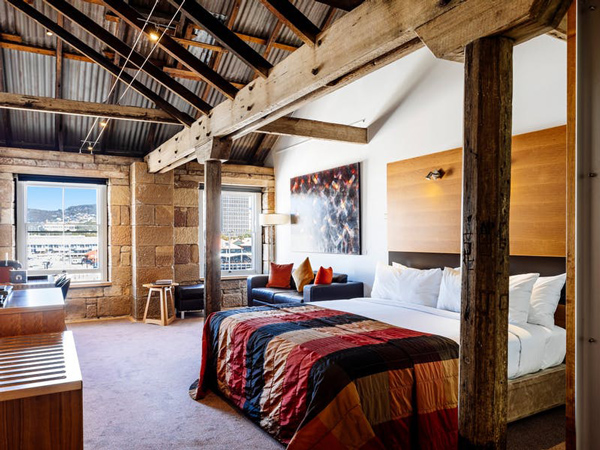 Henry Jones Art Hotel