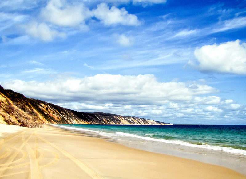 ainbow coloured cliffs Rainbow Beach