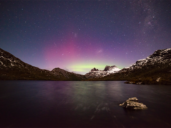 Aurora Australis over Cradle Mountain