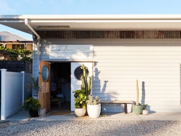 the exterior of Greenhouse The Bathhouse, Burleigh Heads Queensland