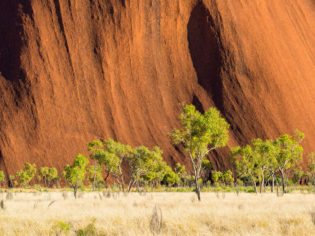 Uluru (Ayers Rock), Uluru-Kata Tjuta National Park, Northern Territory.