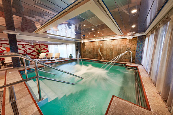 Queen Victoria Cunard spa