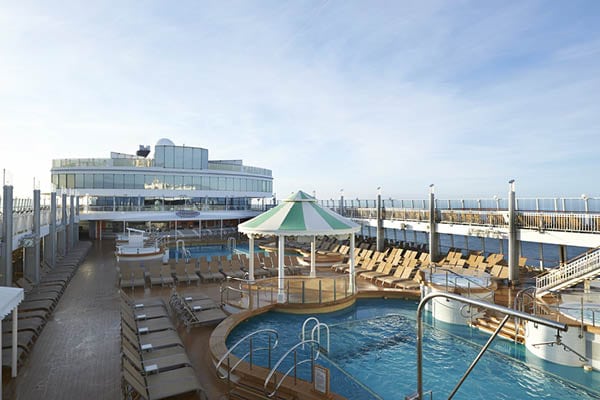 Norwegian Jewel Pool Deck