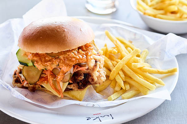 Luke's Burger, P&O Pacific Explorer