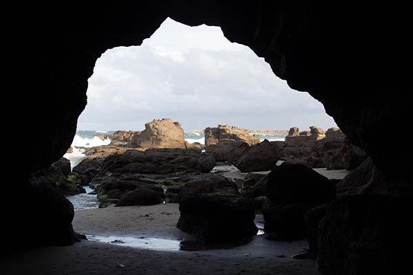 Caves Beach