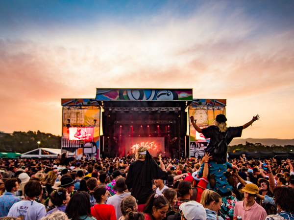 Yours & Owls heads to Wollongong’s Thomas Dalton Park