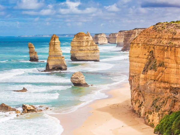 The Twelve Apostles in Australia - Your ultimate guide
