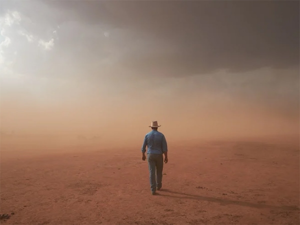 National Photographic Portrait Prize 2021.