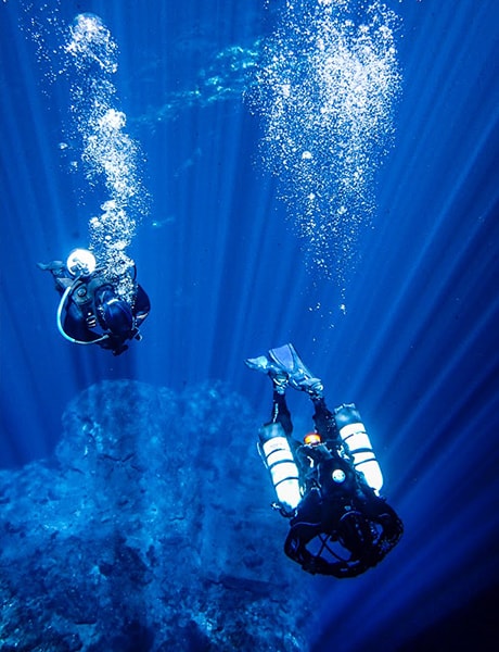 Divers in Kilsby Sinkhole