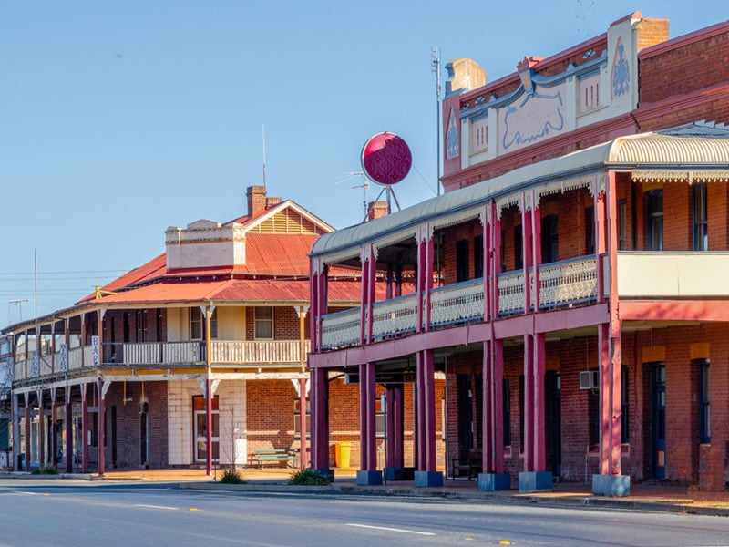 22 Australian towns to visit after the bushfires