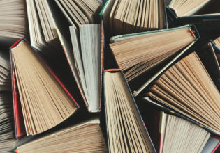 The best Australian travel books for self-isolation