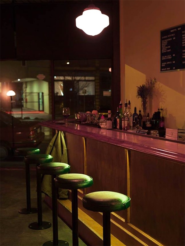 North Fitzroy bar