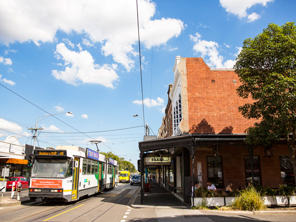 High Street in Northcote