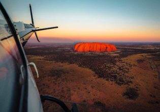 Uluru sunrise helicopter tour