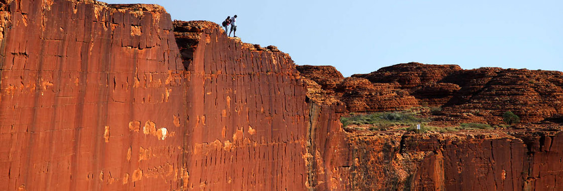 Thousands of people live in the lap of luxury inside a hole in the middle  of the Australian desert