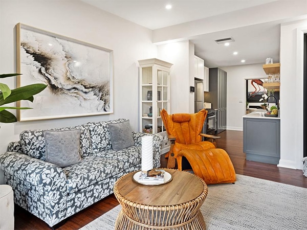 Brunswick Mews, Cooks Hill