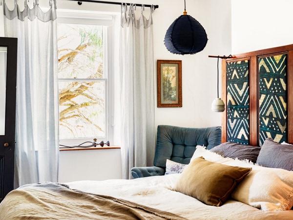 FLAX is a heritage-listed cottage was originally built in 1895