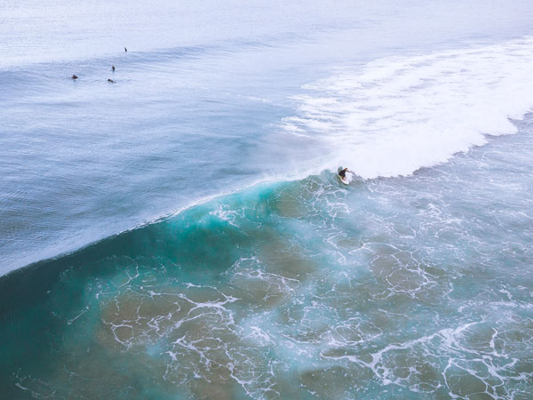 Surf at Seven Mile Beach in Gerroa
