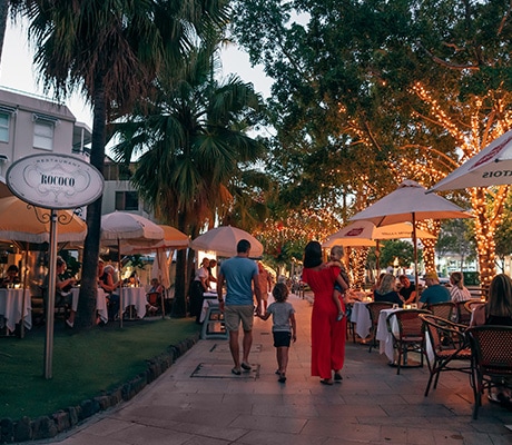 Hastings Street Noosa