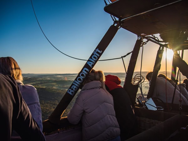 people riding a hot air balloon with Balloon Aloft, Mudgee