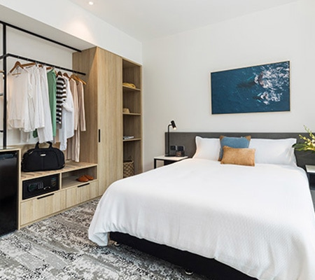 Oaks Hotel Cairns, bedroom