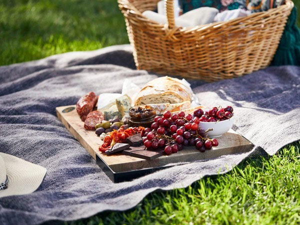 a picnic for two at Evanslea, Mudgee